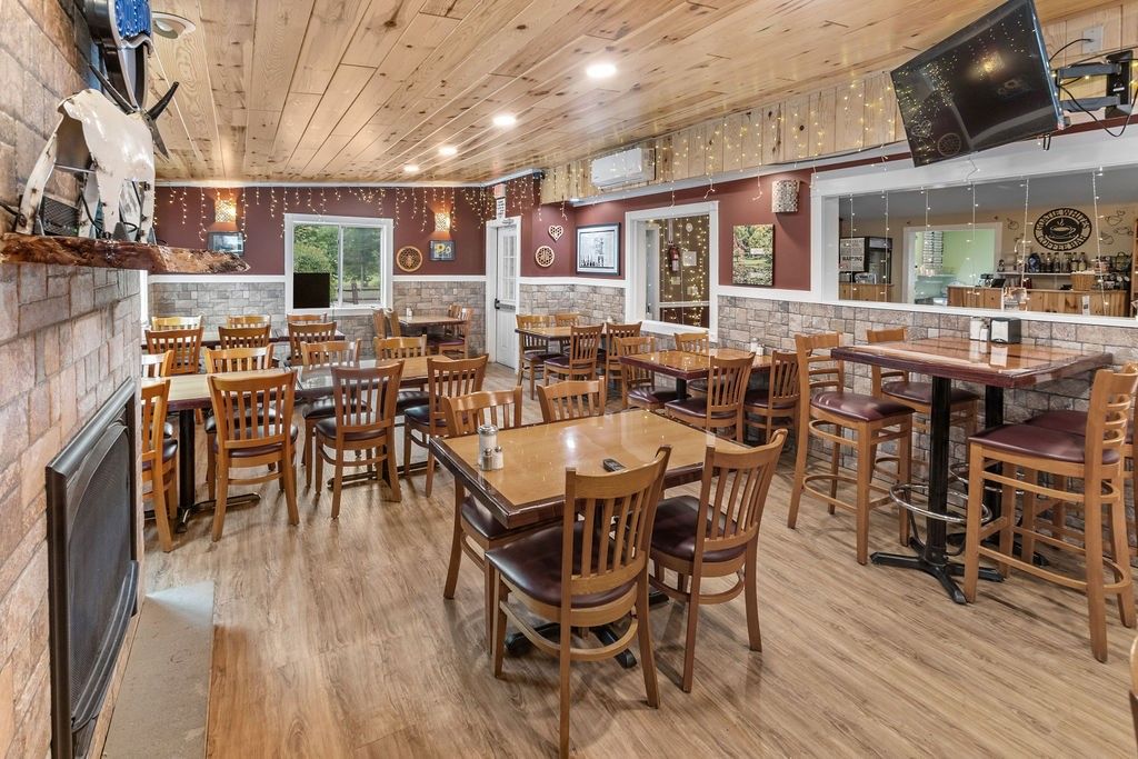 Dining room, Fireplace, Interior, Recessed Lighting, Wooden Ceilings, Wood Texture Flooring