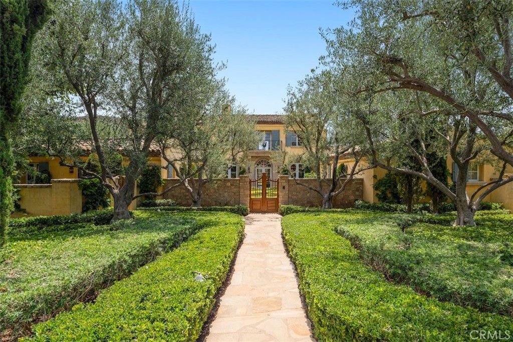 Backyard, Exterior, Facade, None