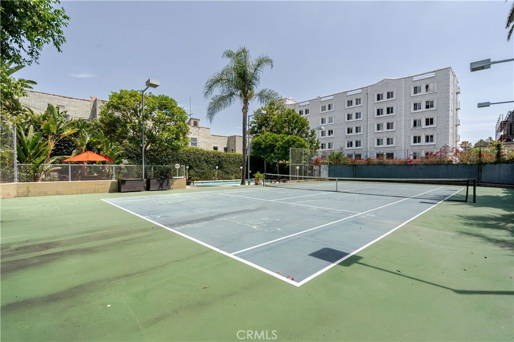 Exterior, Tennis Courts