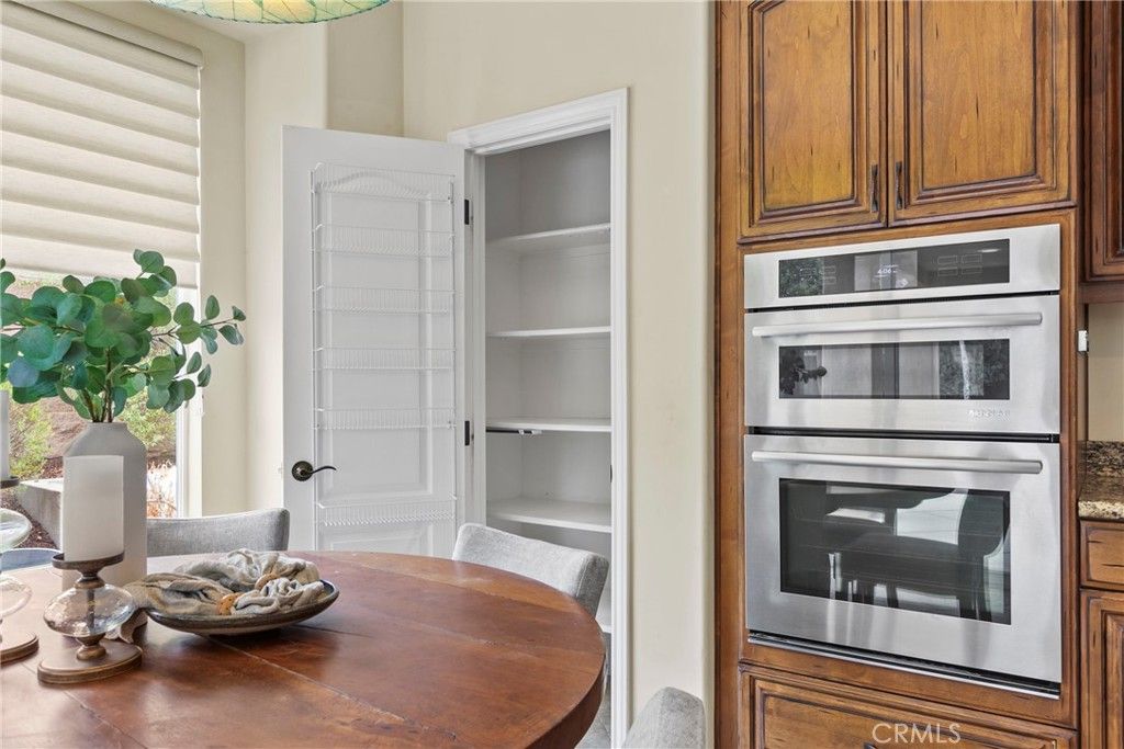 Dining room, Interior, Kitchen, Stainless Steel Appliances