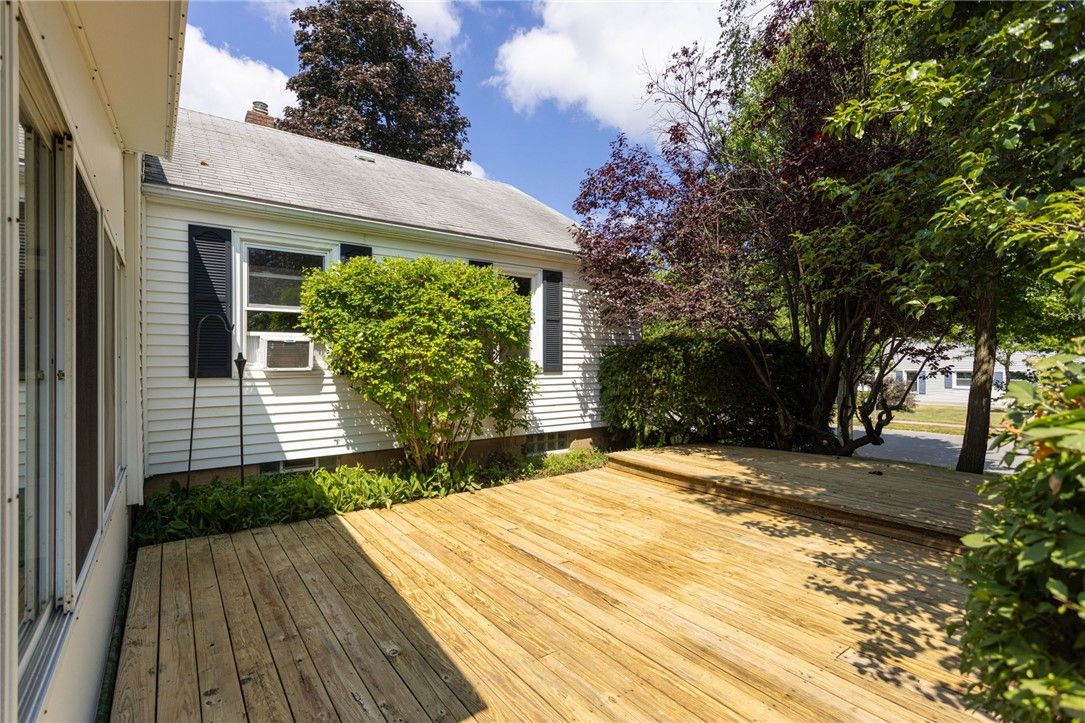 Exterior, Wood Texture Flooring