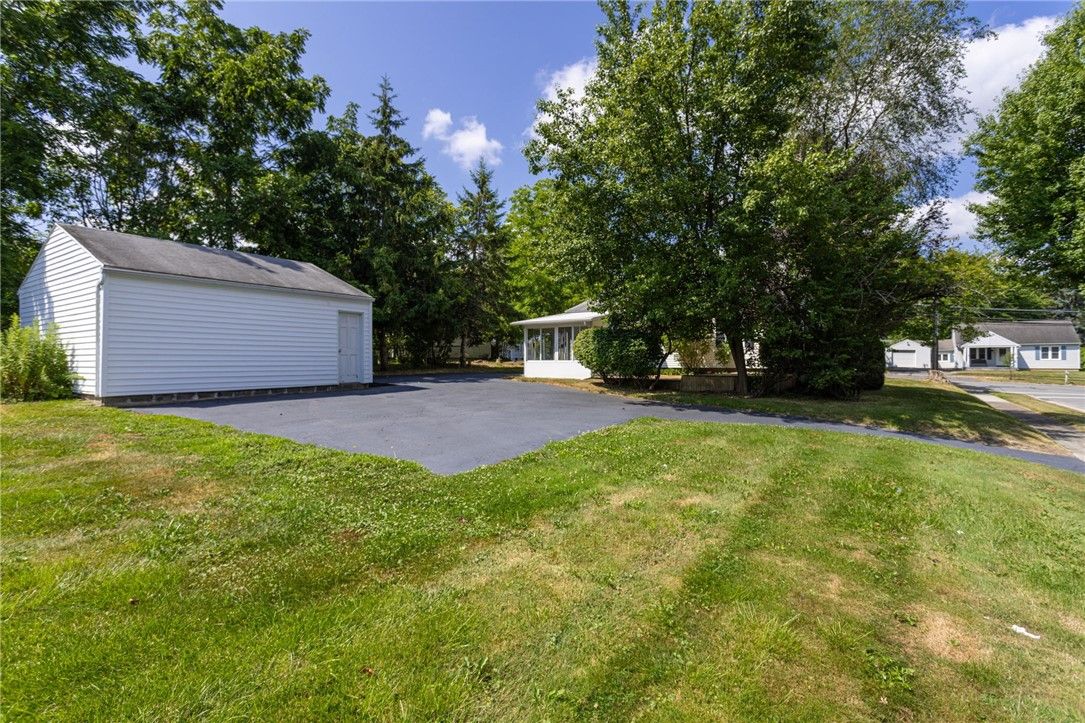 Backyard, Detached Garage, Exterior