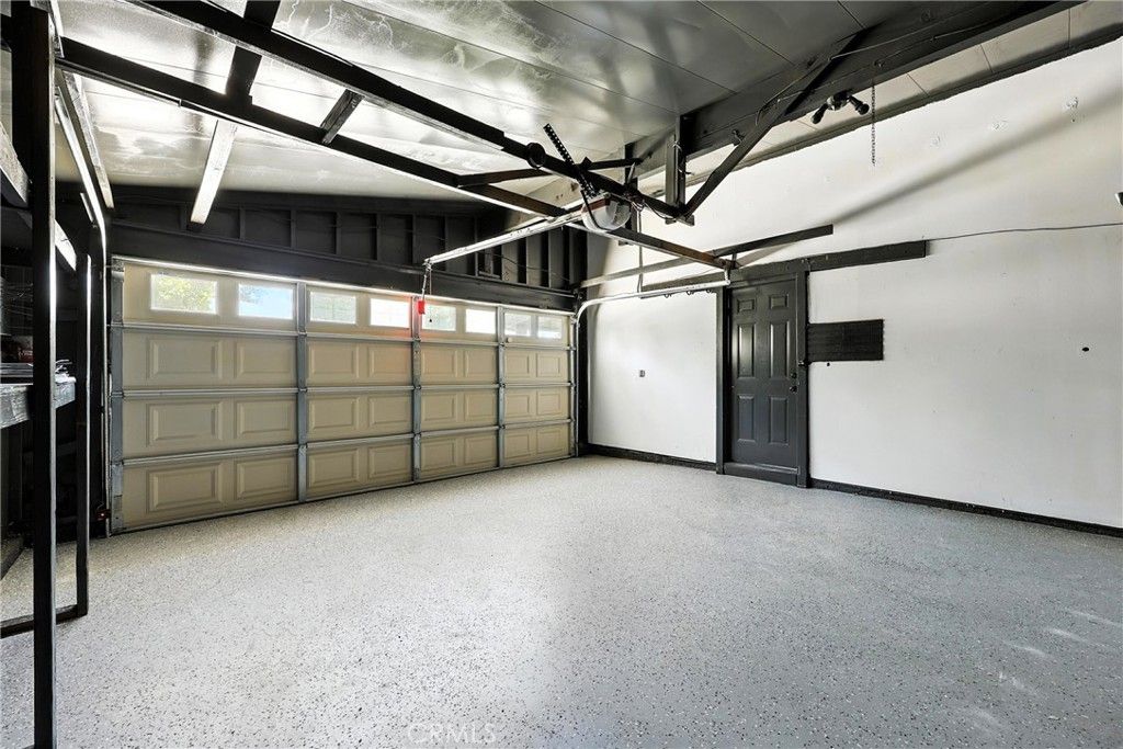 Garage, Interior
