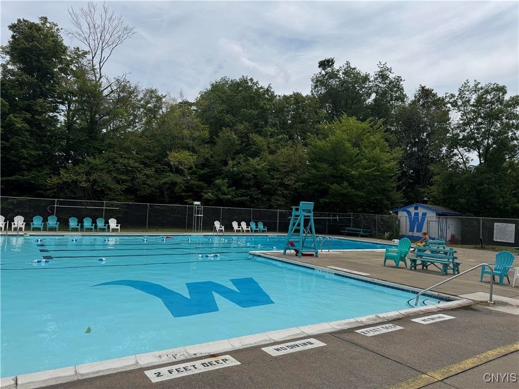 Exterior, Playground, Pool