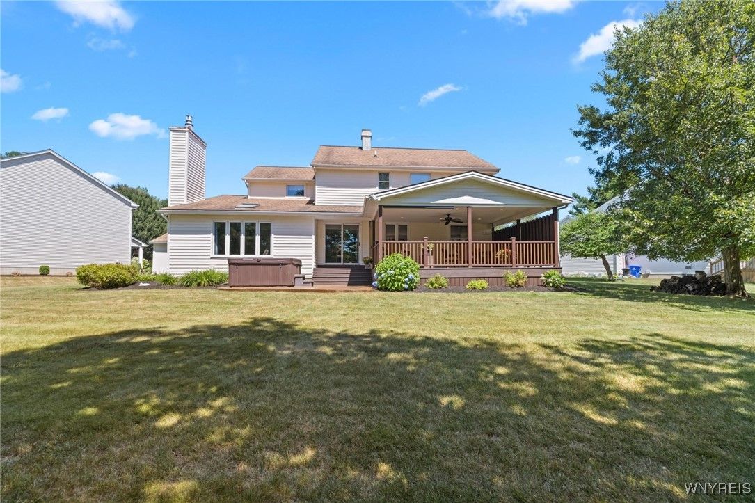 Backyard, Exterior, Hot Tub