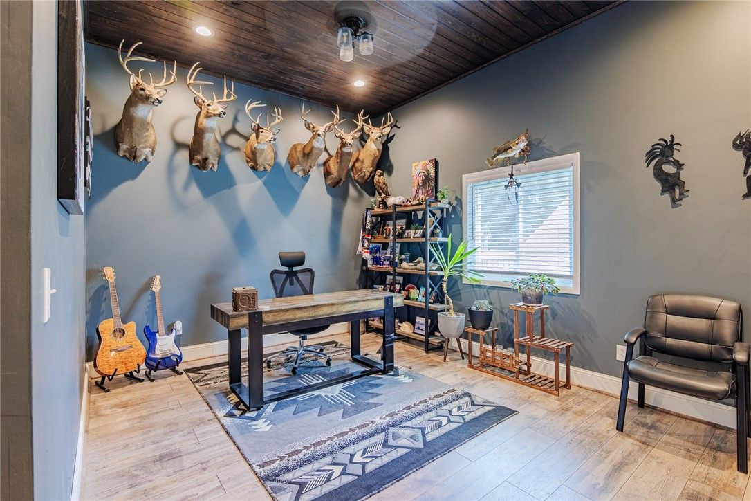 Home Office, Interior, Recessed Lighting, Wooden Ceilings, Wood Texture Flooring