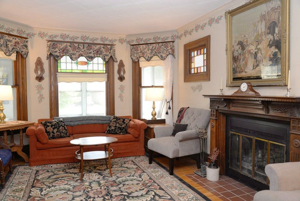 Fireplace, Interior, Living room