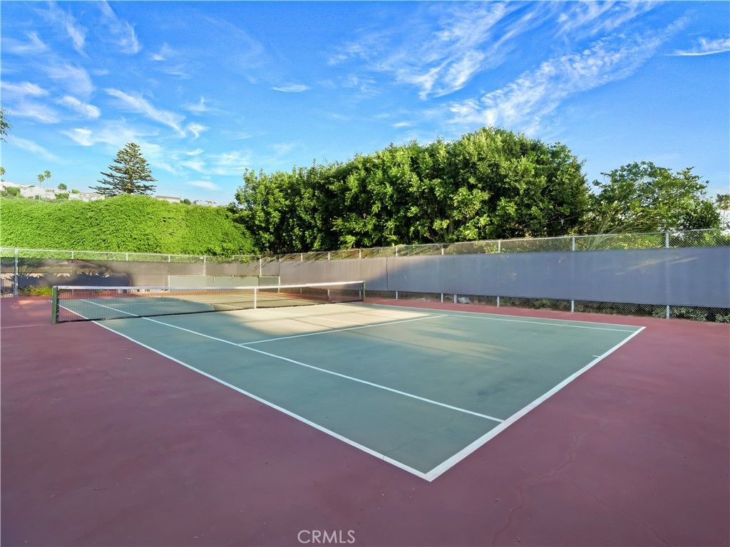 Exterior, Tennis Courts