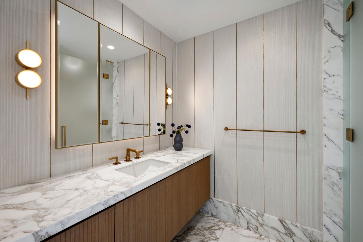Bathroom, Interior, Marble, Recessed Lighting