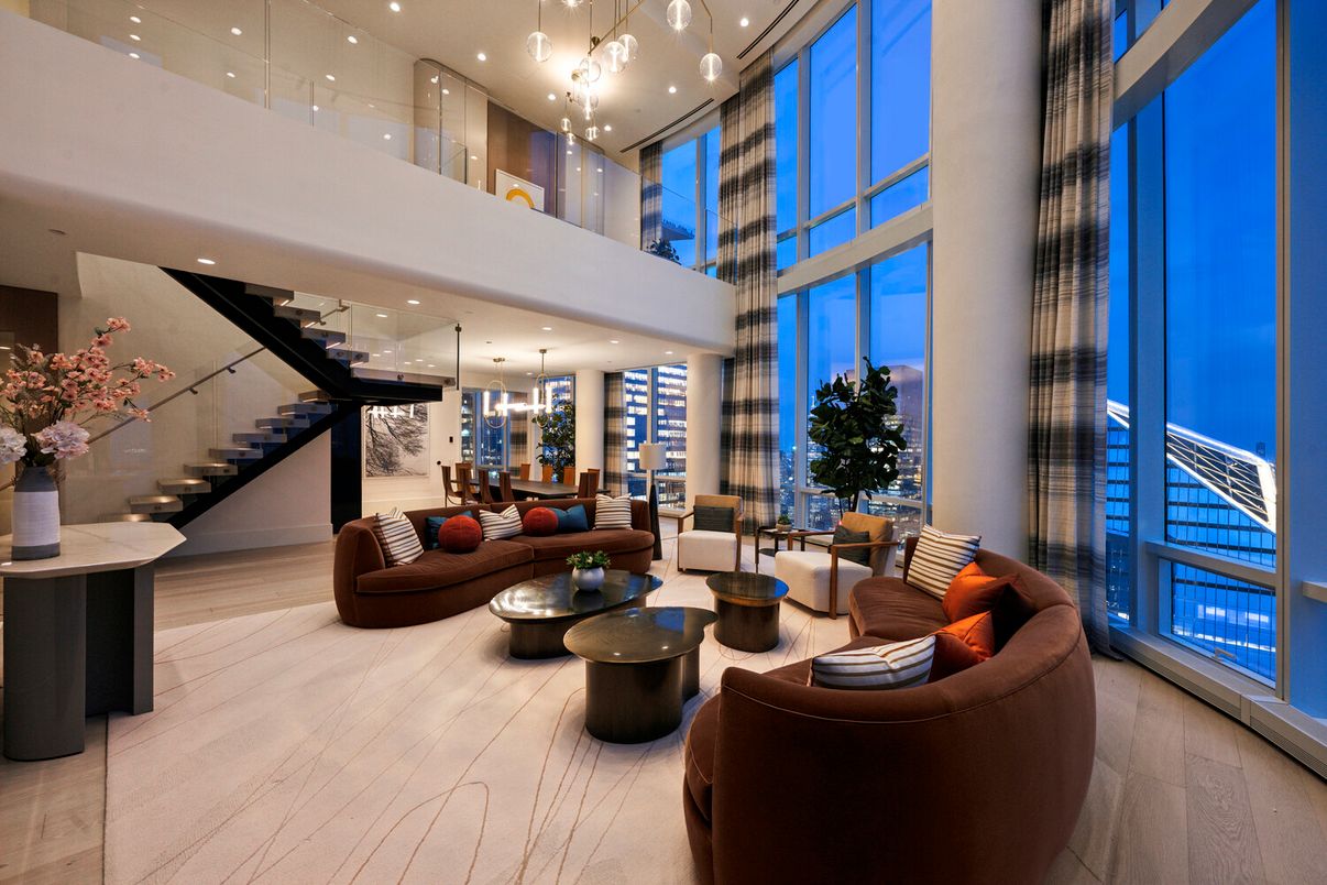 Interior, Living room, Pendant Lights, Recessed Lighting, Wood Texture Flooring