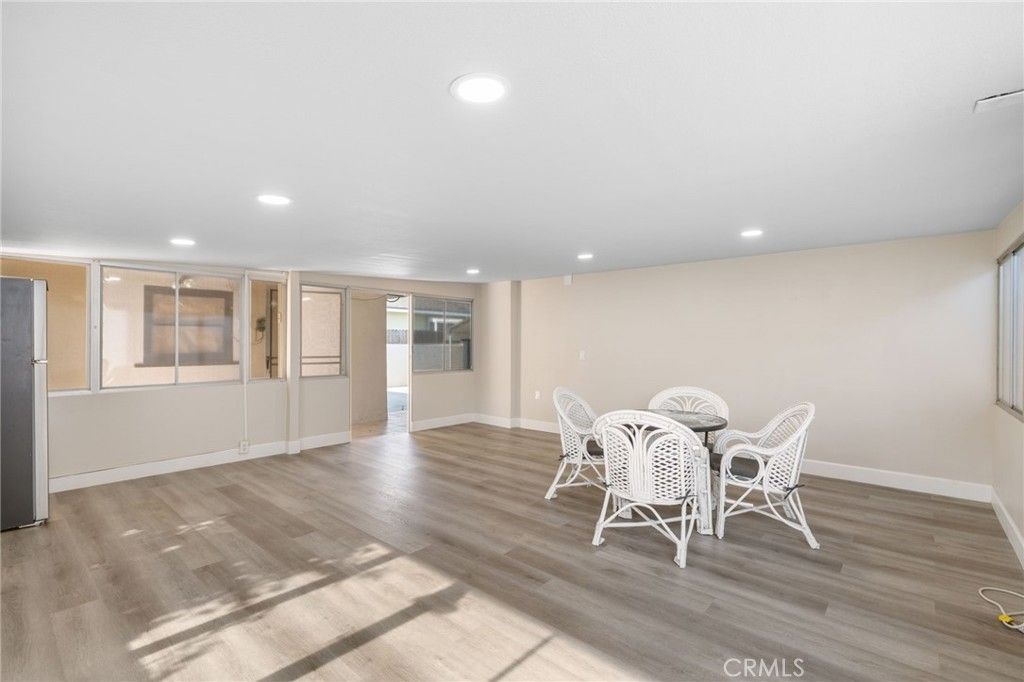 Dining room, Empty room, Interior, Recessed Lighting, Wood Texture Flooring