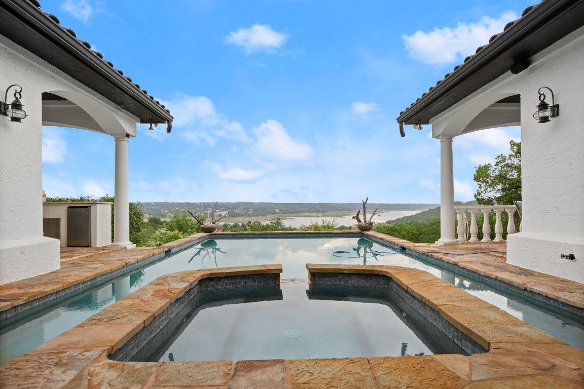Exterior, Pool, Water