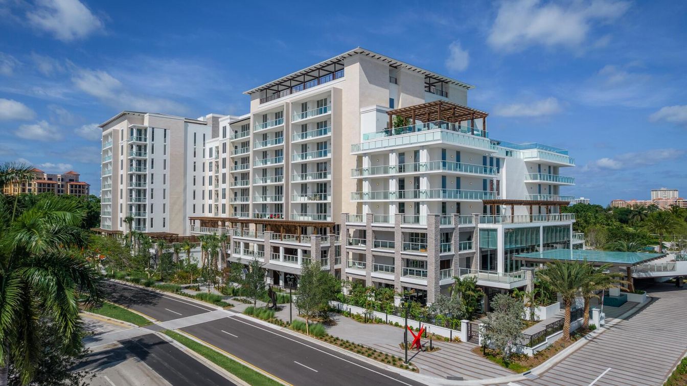 Exterior, Facade, Condo Building
