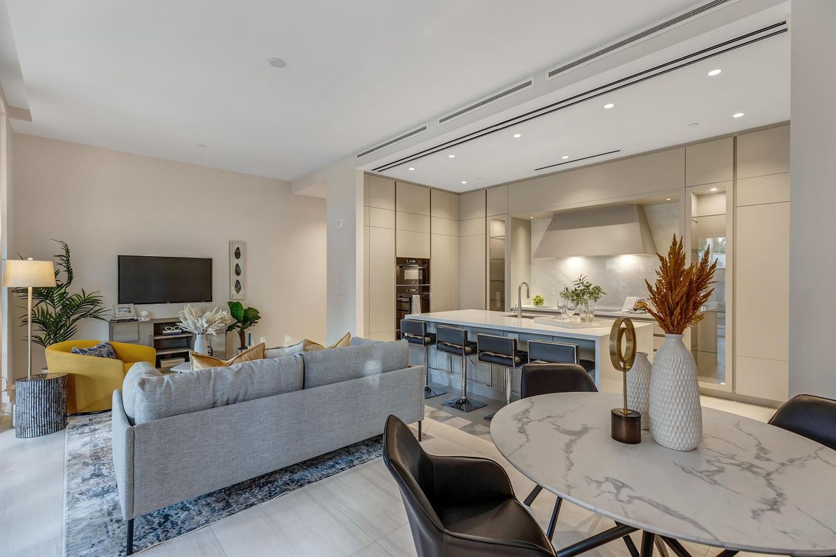 Dining room, Interior, Living room, Recessed Lighting