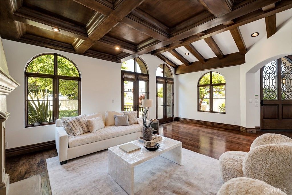 Interior, Living room, Recessed Lighting, Wooden Beams, Wooden Ceilings, Wood Texture Flooring