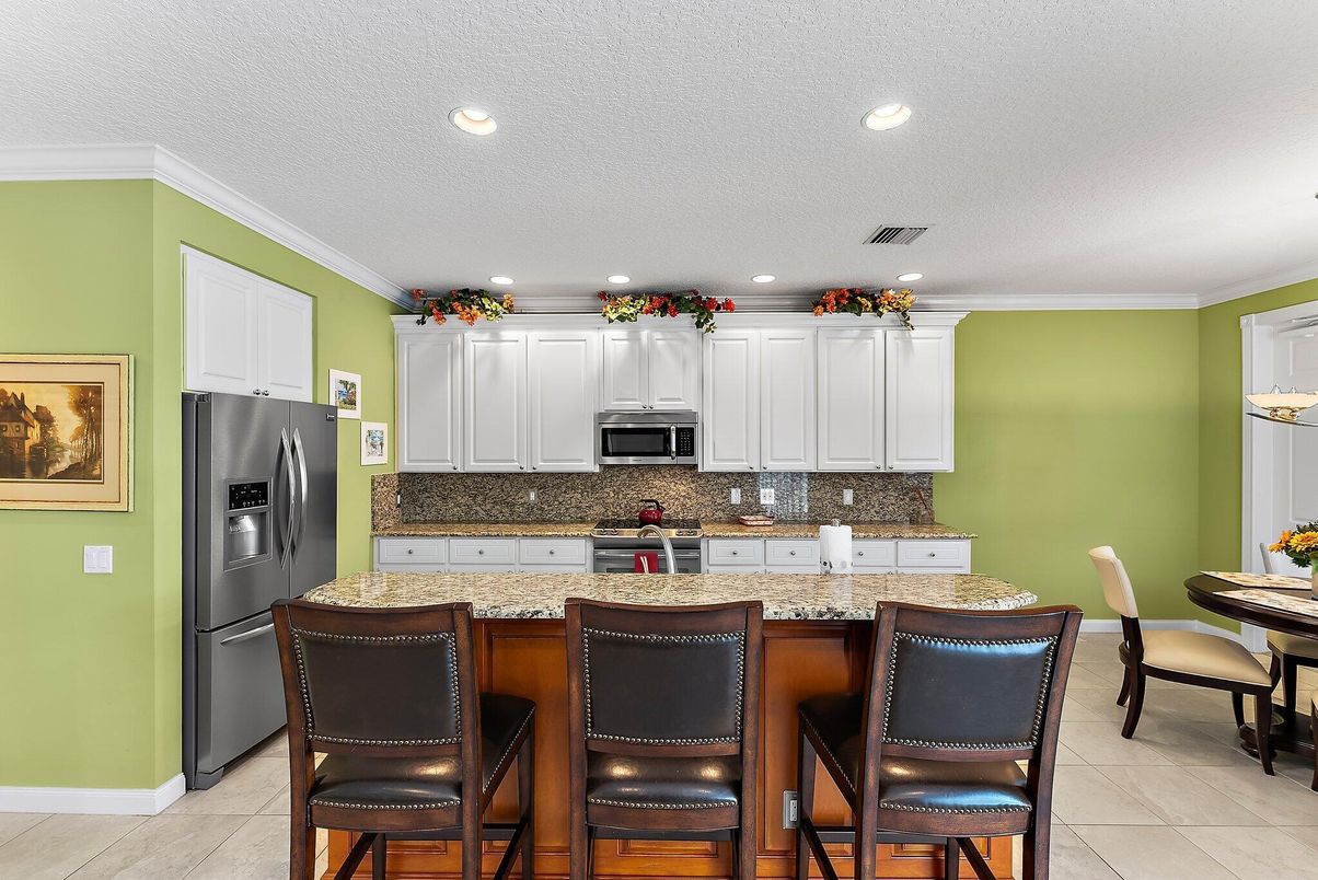 Dining room, Interior, Kitchen, Marble, Recessed Lighting