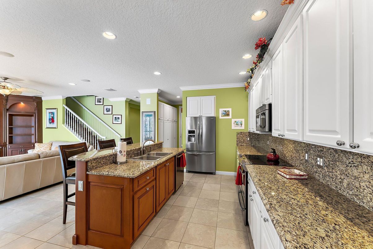 Interior, Kitchen, Living room, Recessed Lighting