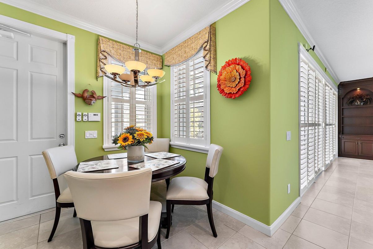 Dining room, Interior, Pendant Lights