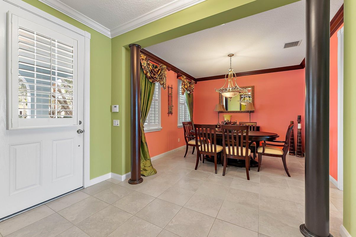 Dining room, Interior, Pendant Lights