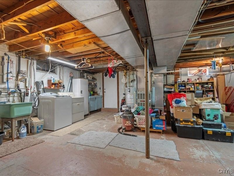 Interior, Washer, Wooden Beams, Wooden Ceilings