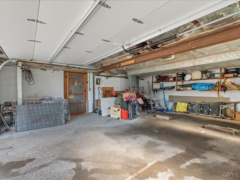 Garage, Interior