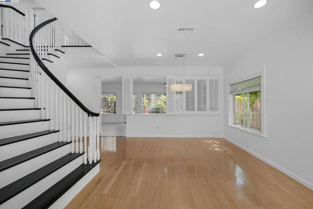 Empty room, Interior, Pendant Lights, Recessed Lighting, Wood Texture Flooring