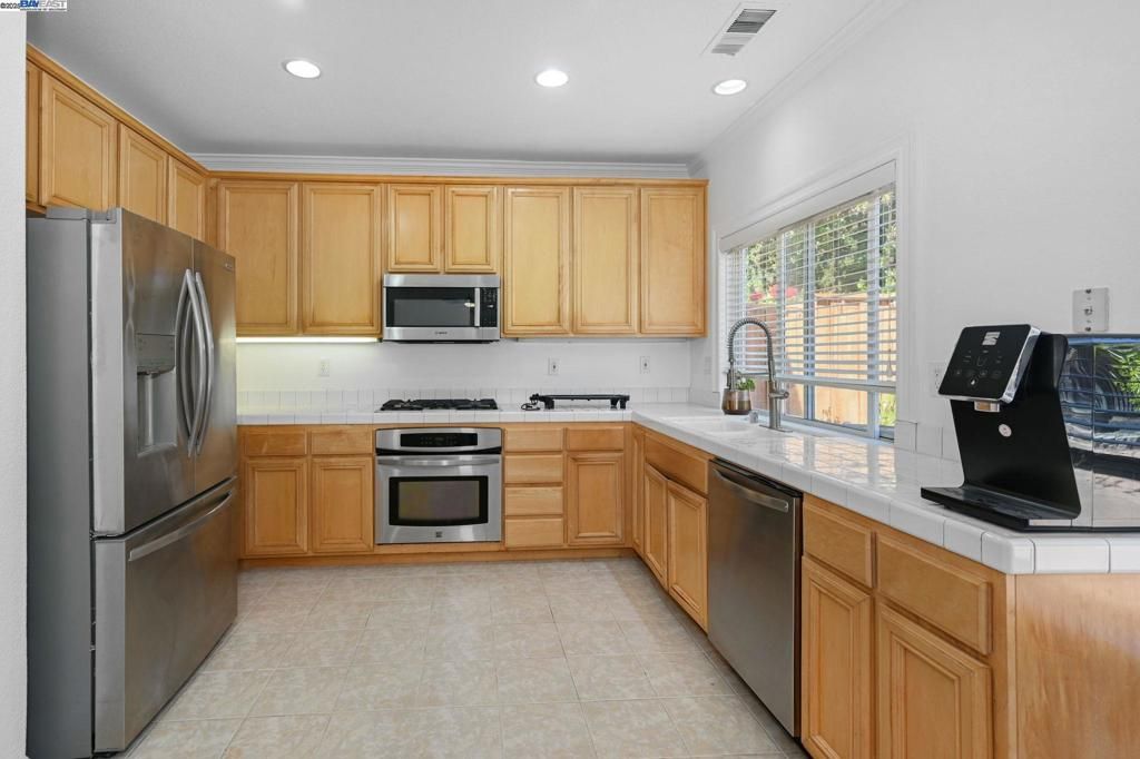 Interior, Kitchen, Recessed Lighting, Stainless Steel Appliances, Tile Countertops