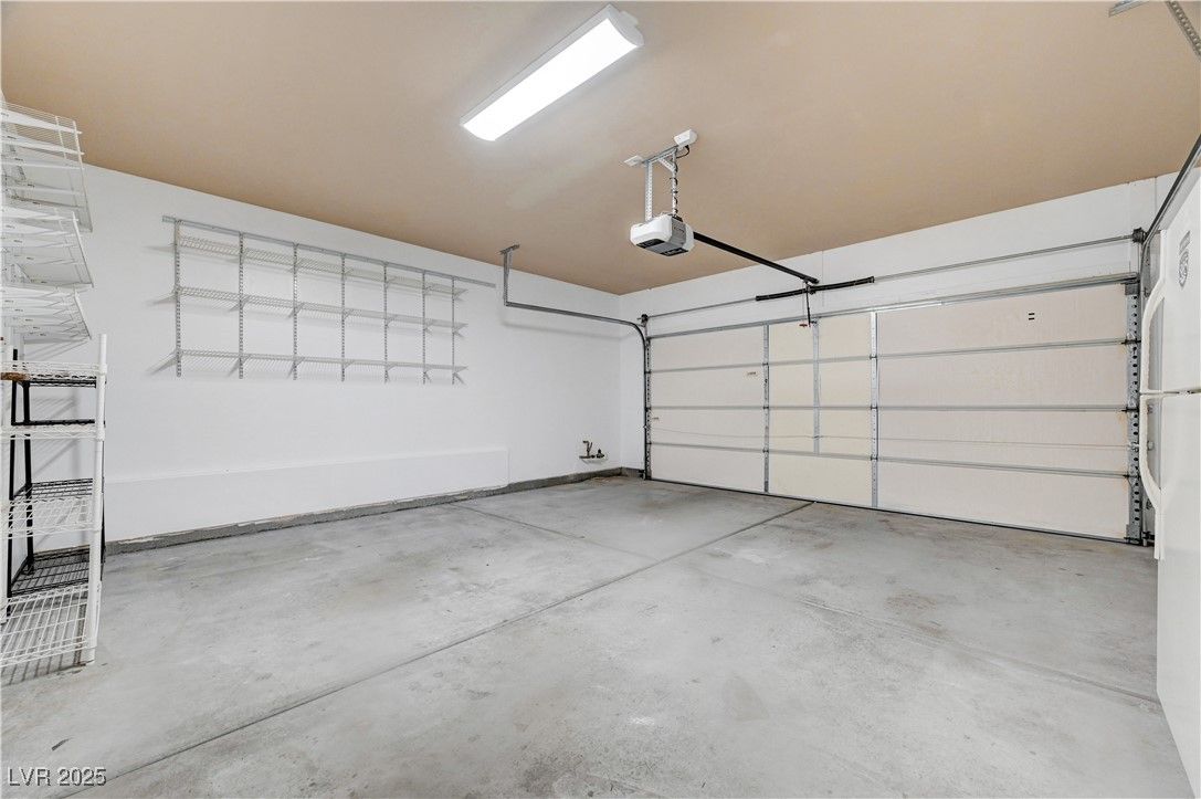 Garage, Interior