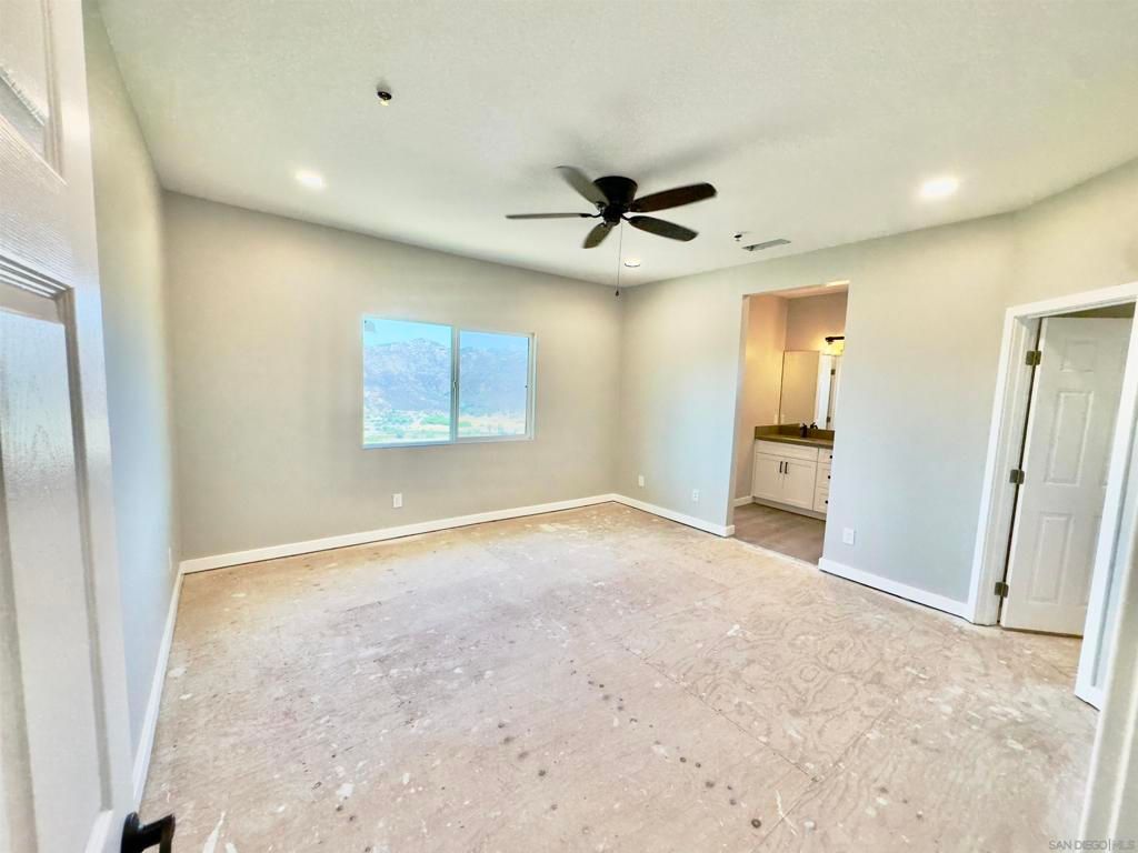 Bathroom, Empty room, Interior, Recessed Lighting