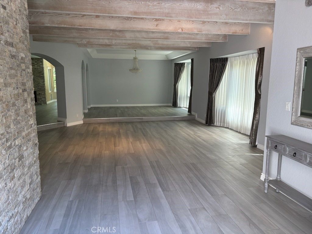 Chandelier, Empty room, Interior, Wooden Beams, Wood Texture Flooring