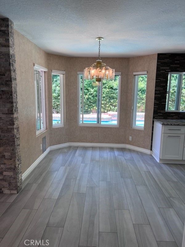 Empty room, Interior, Pendant Lights, Wood Texture Flooring