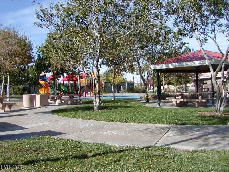 Backyard, Exterior, Playground