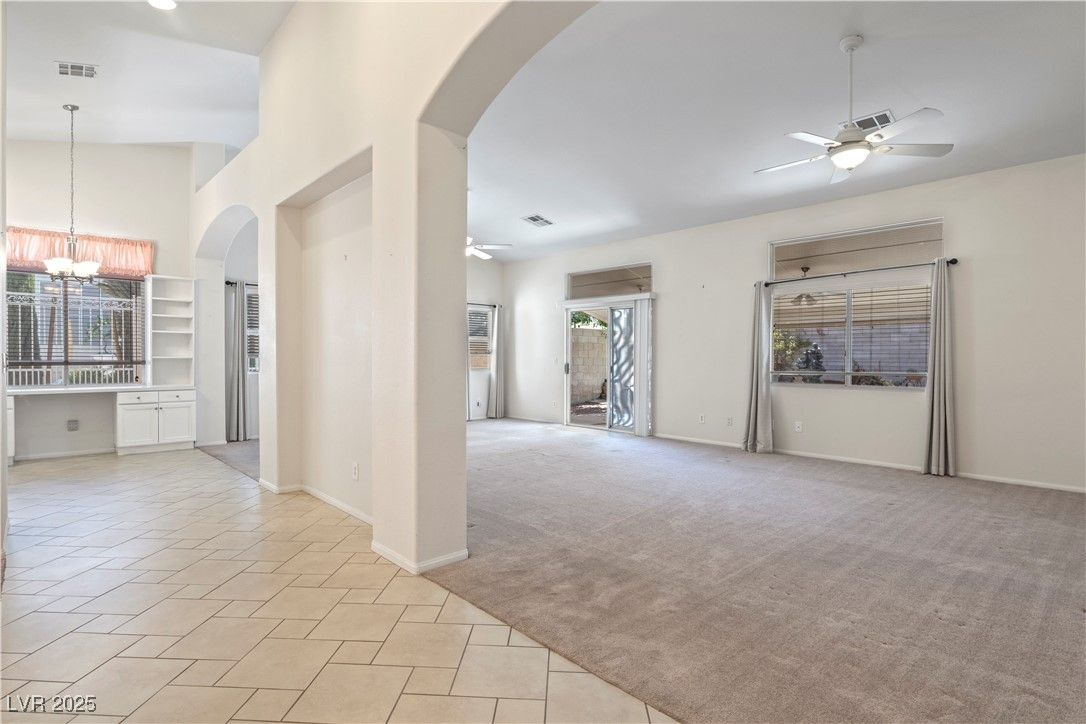 Chandelier, Empty room, Interior, Pendant Lights, Recessed Lighting