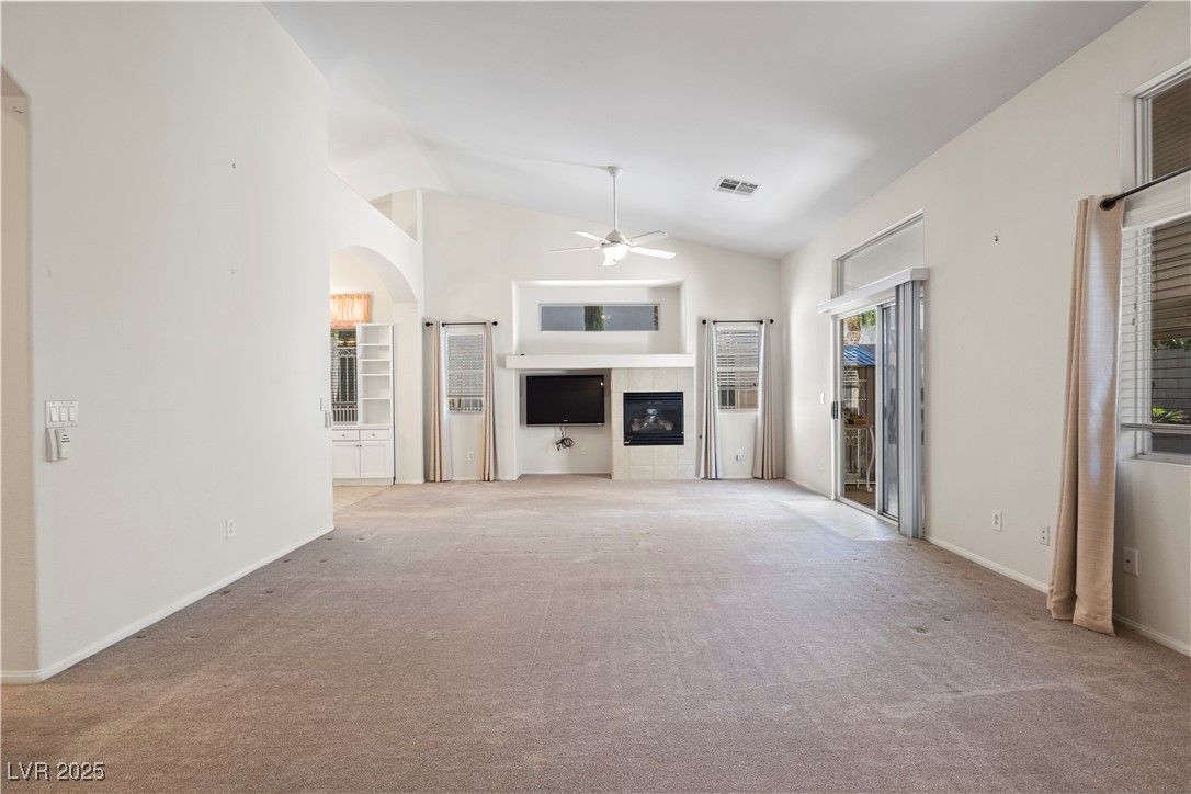 Empty room, Fireplace, Interior