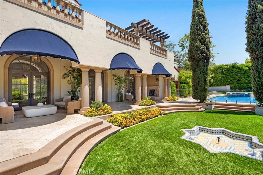 Backyard, Exterior, Pool