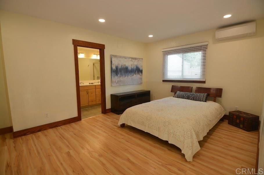 Bathroom, Bedroom, Interior, Recessed Lighting, Wood Texture Flooring