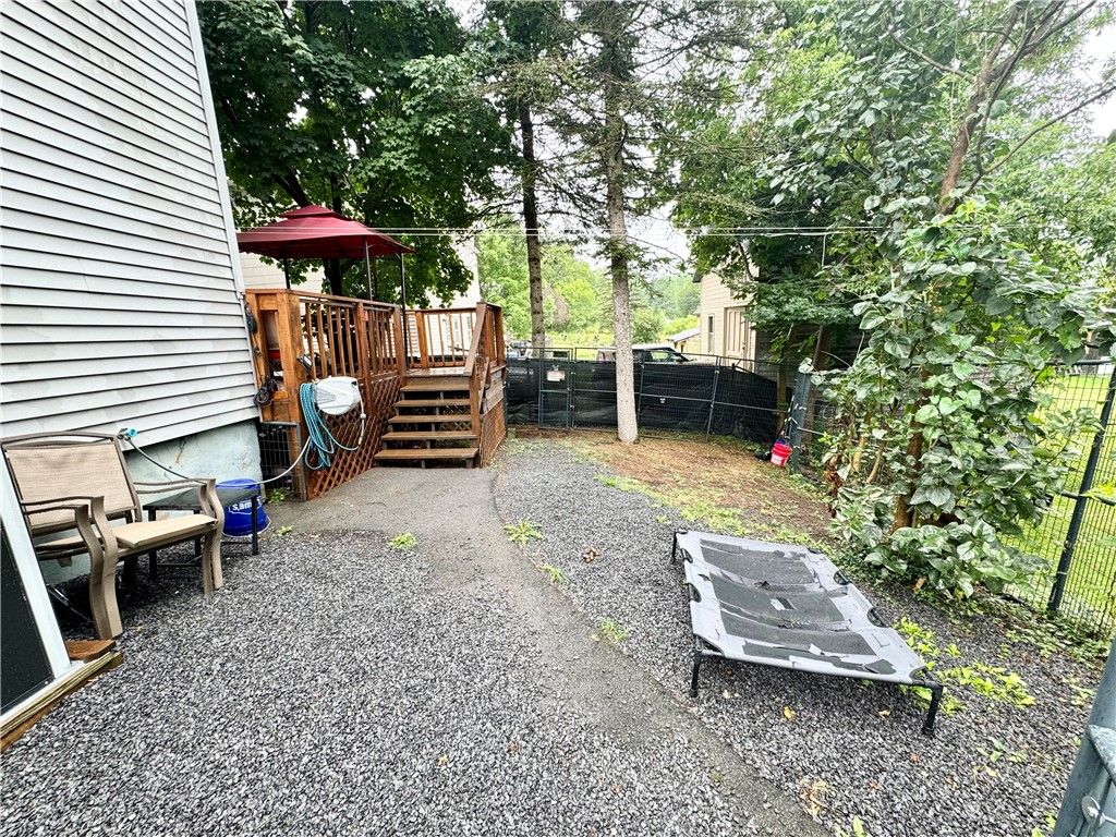 Backyard, Exterior