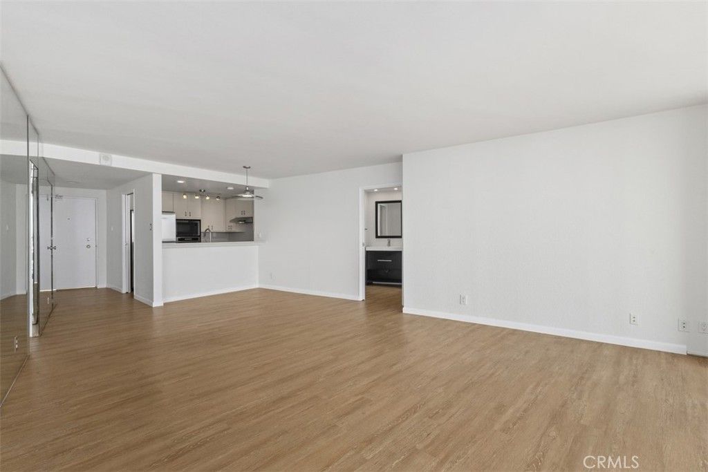 Empty room, Interior, Kitchen, Pendant Lights, Wood Texture Flooring