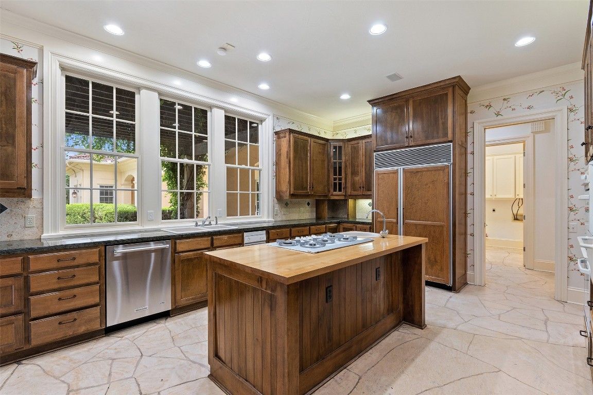 Interior, Kitchen, Recessed Lighting