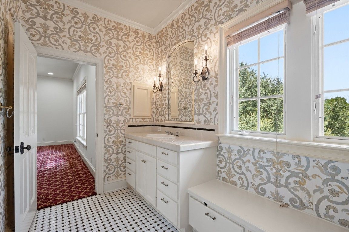 Bathroom, Interior, Recessed Lighting, Tile Countertops