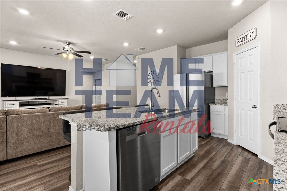 Interior, Kitchen, Living room, Recessed Lighting, Wood Texture Flooring