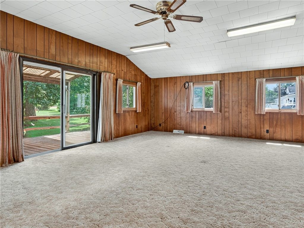 Empty room, Interior, Wooden Walls