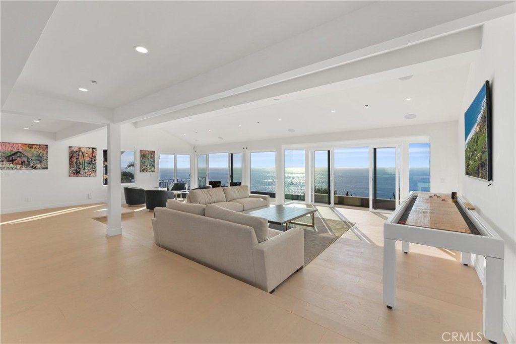 Game Room, Interior, Living room, Recessed Lighting, Water, Wood Texture Flooring
