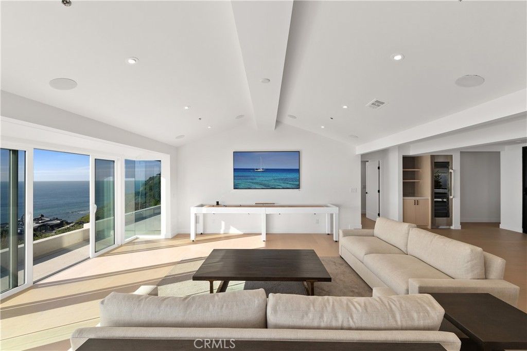 Interior, Living room, Recessed Lighting, Water, Wood Texture Flooring
