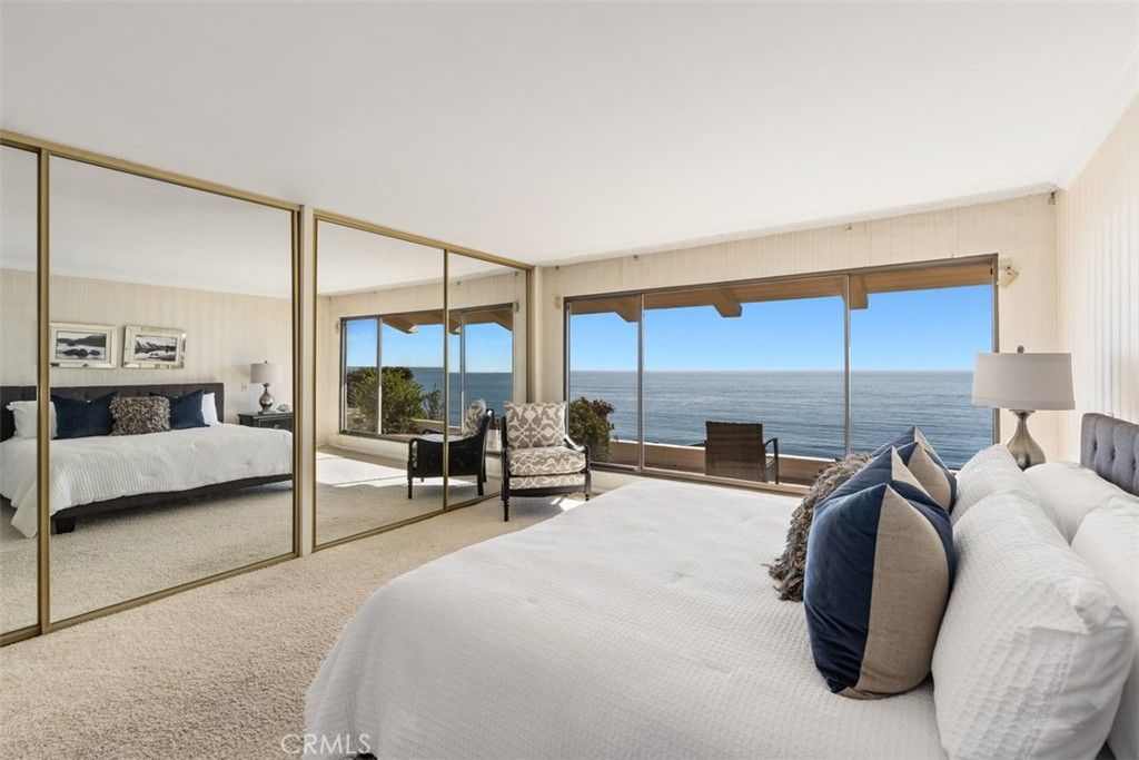 Bedroom, Interior, Water