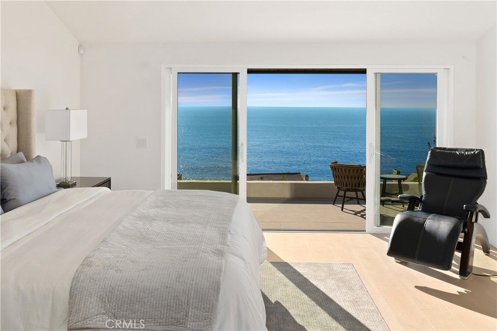 Bedroom, Interior, Water, Wood Texture Flooring