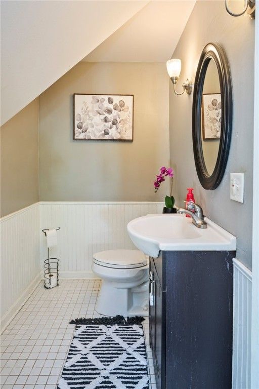 Bathroom, Interior