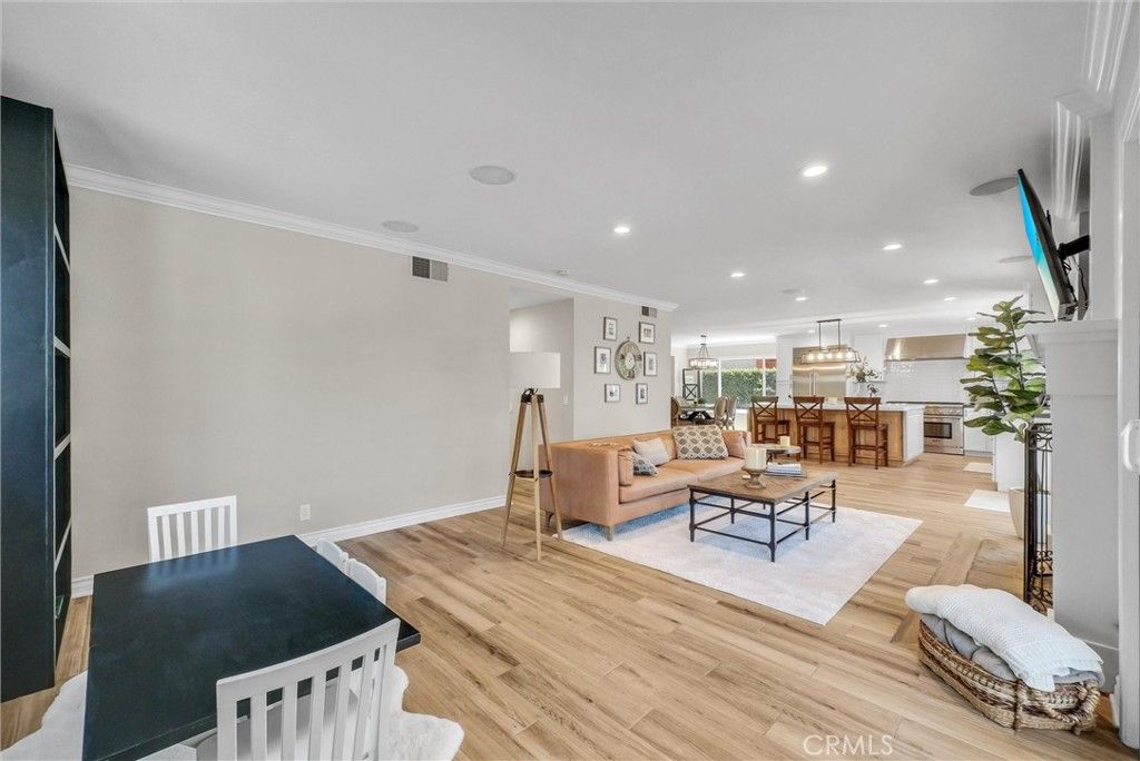 Dining room, Interior, Kitchen, Living room, Pendant Lights, Recessed Lighting, Wood Texture Flooring