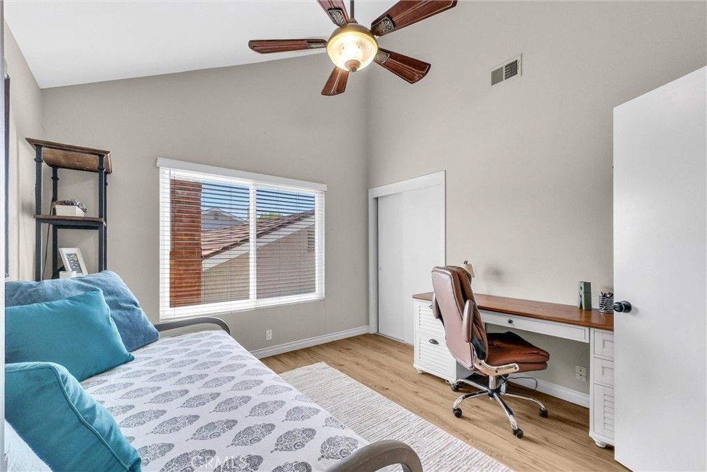 Bedroom, Home Office, Interior, Wood Texture Flooring