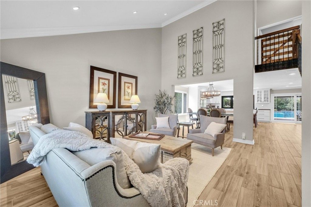 Dining room, Interior, Living room, Recessed Lighting, Wood Texture Flooring